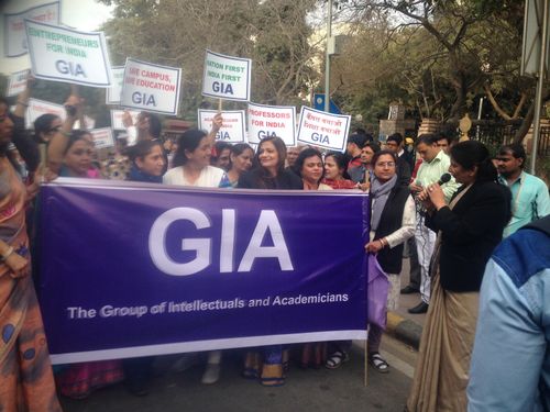 GIA members protesting