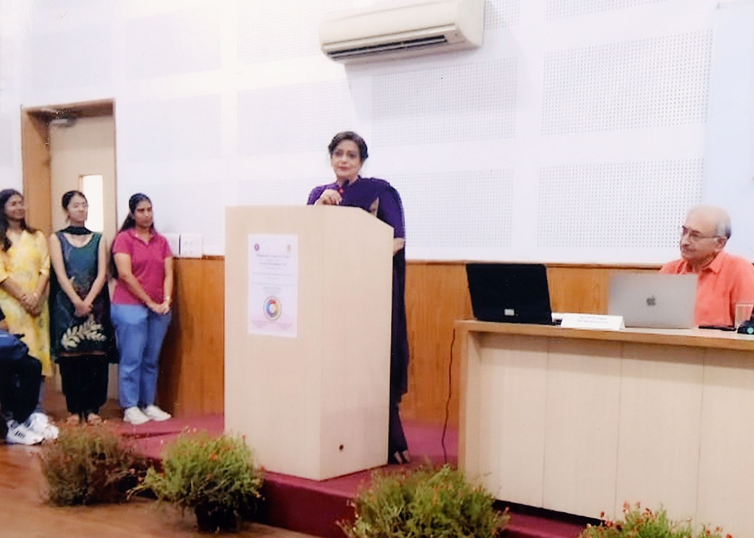 Mrs. Lalita Nijhawan spaking from the podium